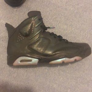 CHAMELEON RETRO 6’s